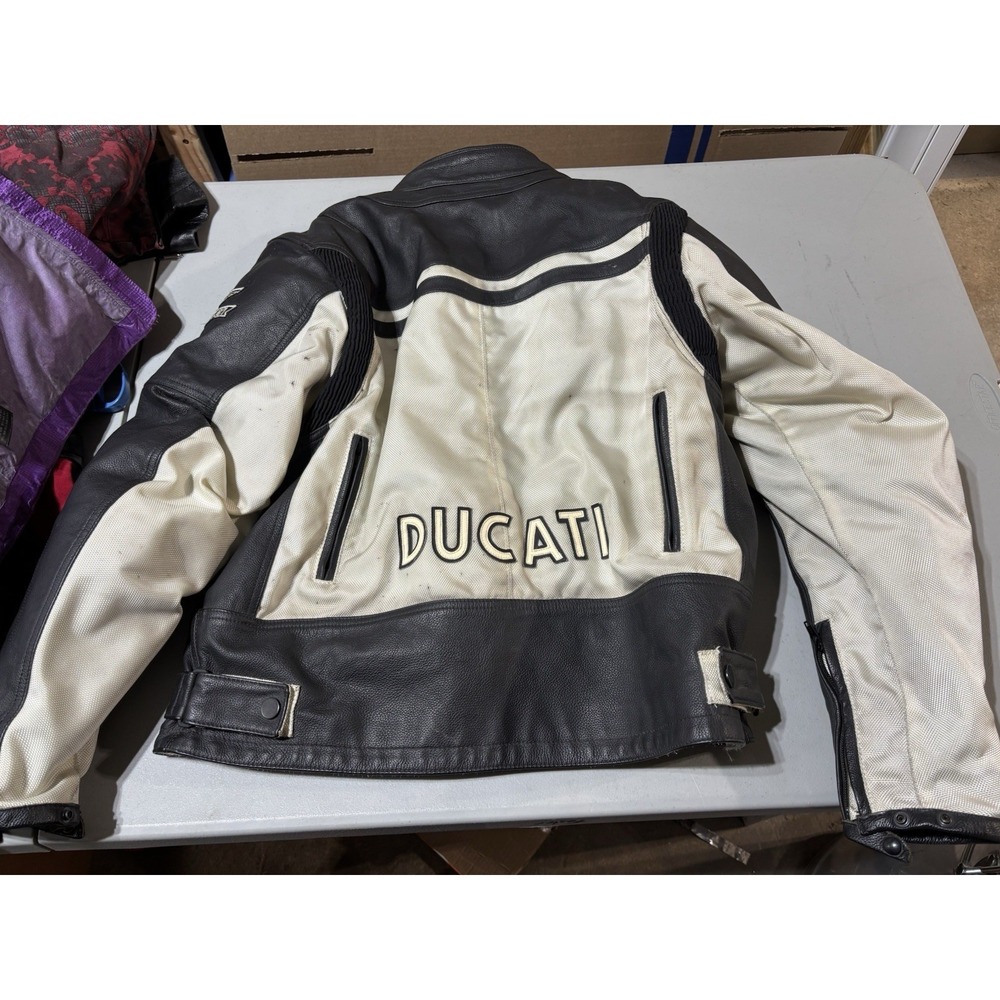 Vintage‎ Ducati Performance Leather Motorcycle Jacket Size XL (With Pad) - Picture 8 of 11
